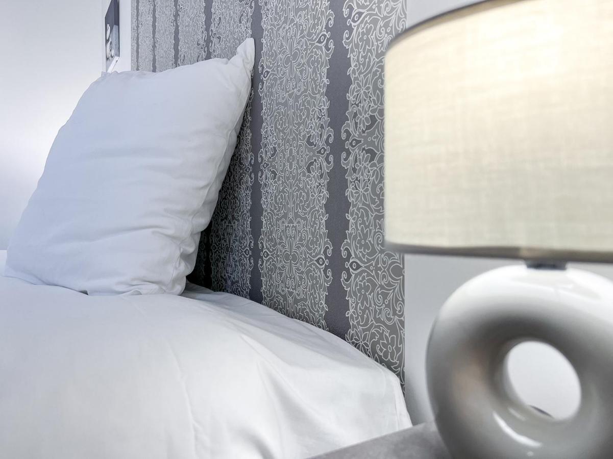 Le Frere Charmes Apartment Aurillac Luaran gambar